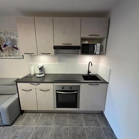Grande Terrasse Rdc A150 M De La Apartmán *